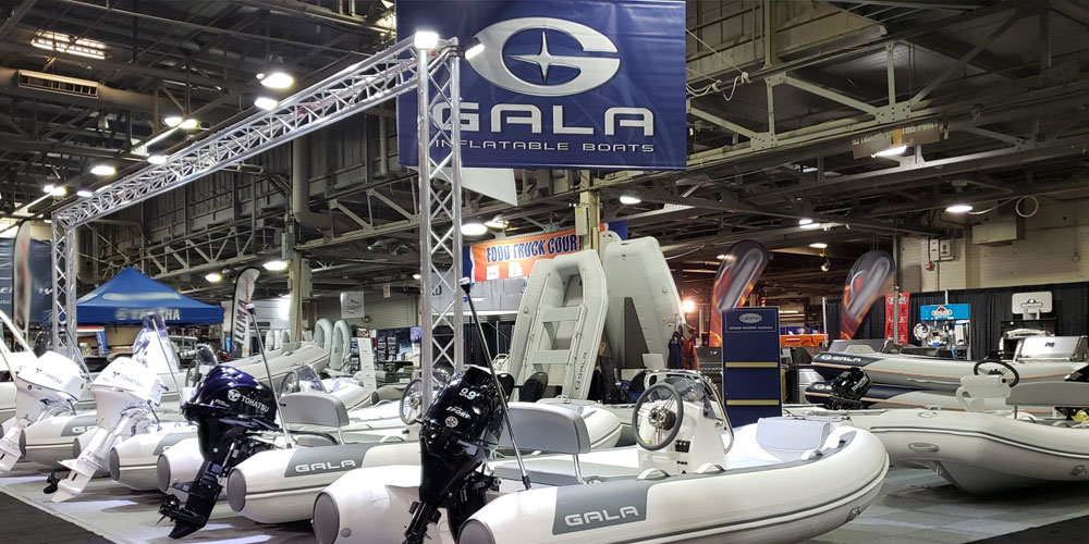 Lots of boats at a boat show